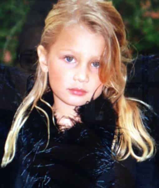 Bella Hadid Has Natural Blonde Hair
