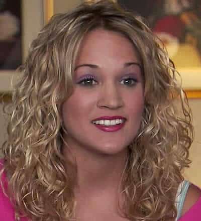 Carrie Underwood in 2004