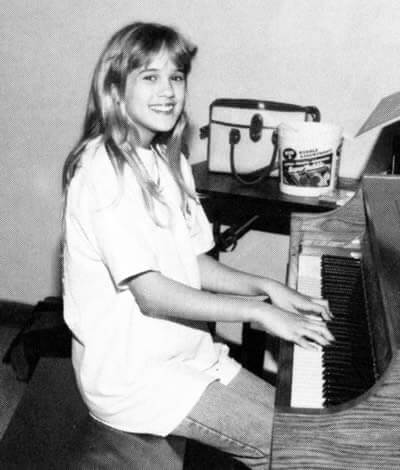 Carrie Underwood in her teen