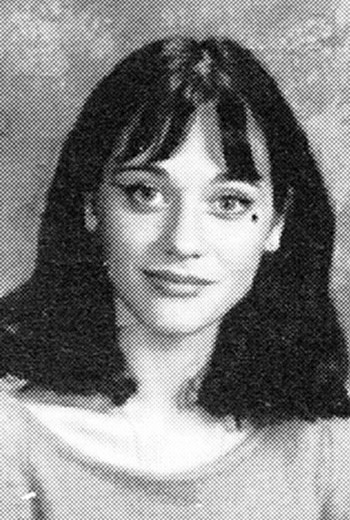 Zooey Deschanel in high school